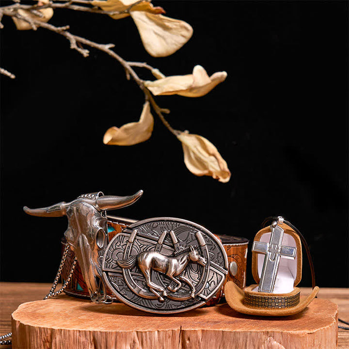 Ensemble de colliers et pendentifs en forme de croix avec couteau caché et cheval au galop