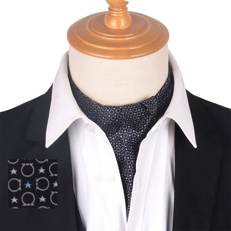 Cravate Ascot bleu marine et noire à motifs géométriques et étoiles
