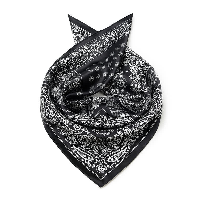 Foulard carré à motif cachemire noir et blanc à quatre cases