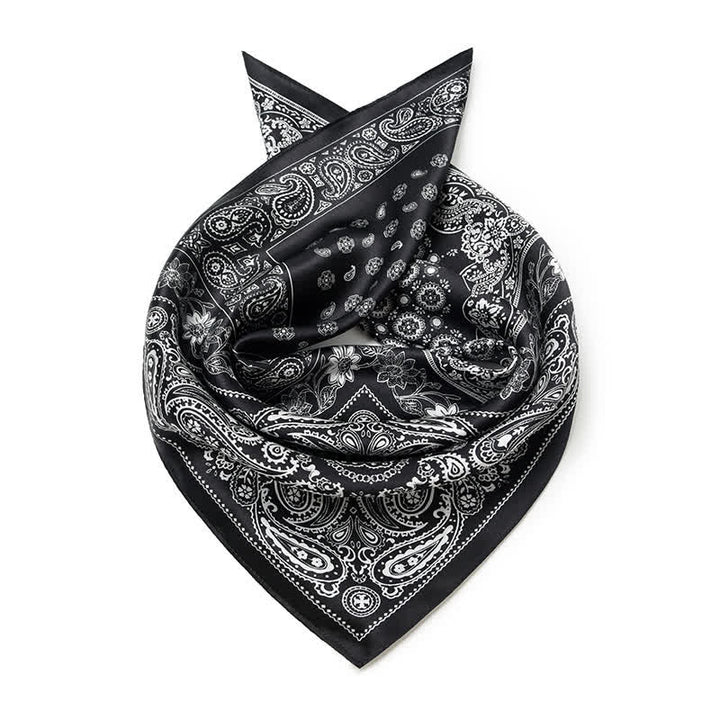Foulard carré à motif cachemire noir et blanc à quatre cases