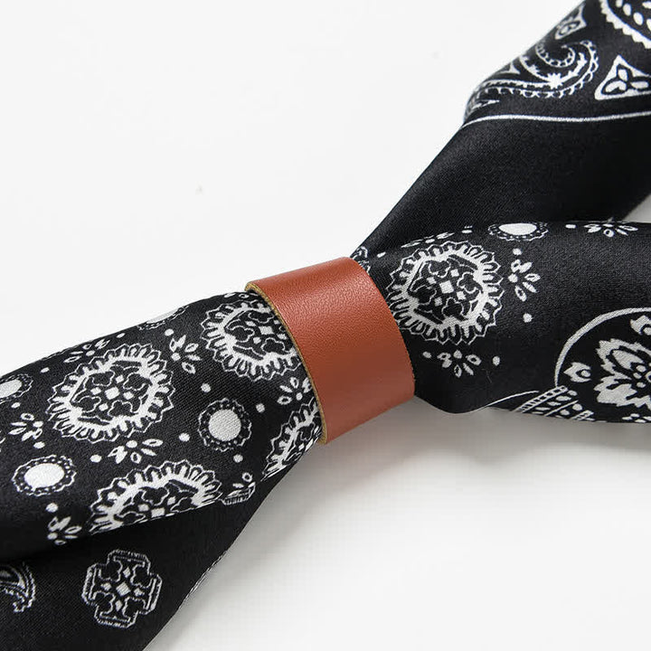 Foulard carré à motif cachemire noir et blanc à quatre cases