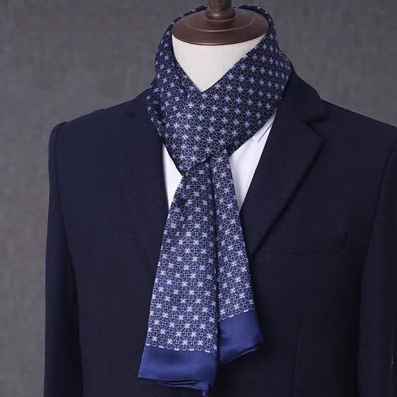 Écharpe longue et fine en pure soie à motif géométrique pour homme