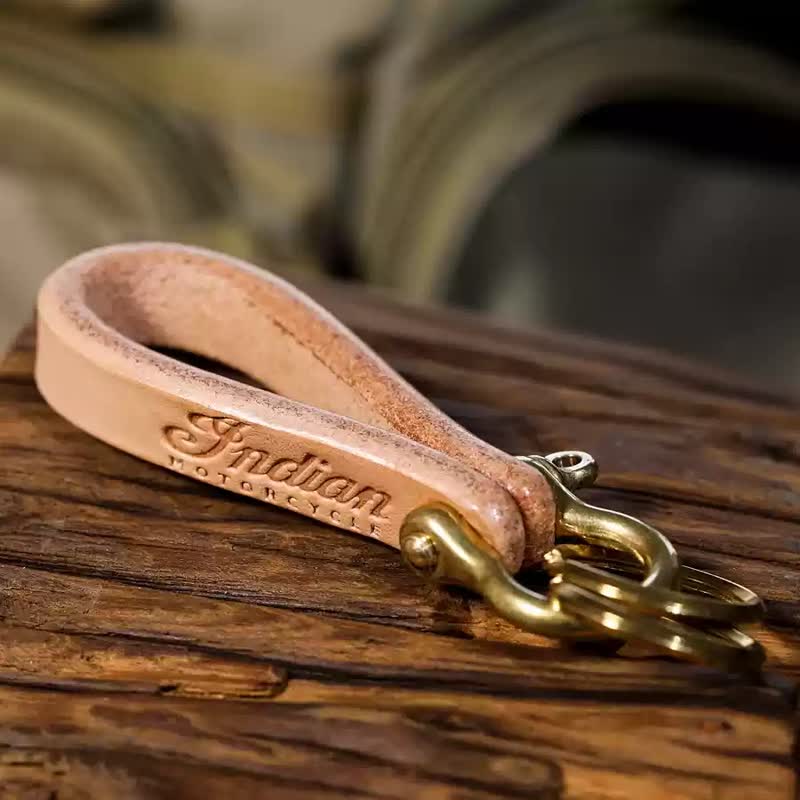 Porte-clés en cuir tanné végétal naturel fabriqué à la main