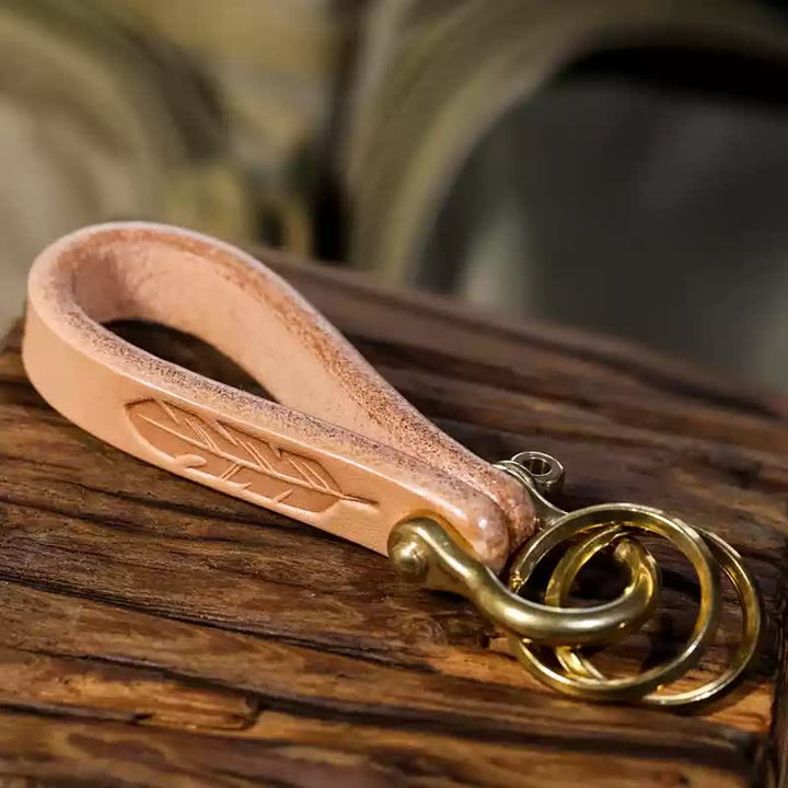 Porte-clés en cuir tanné végétal naturel fabriqué à la main