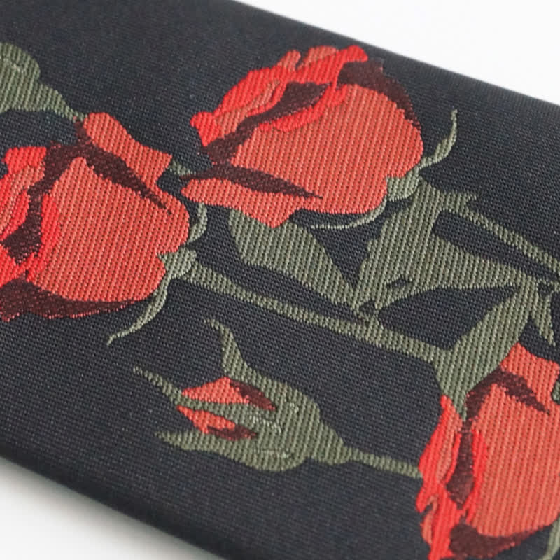 Cravate romantique noire à motif bouquet de roses rouges pour homme