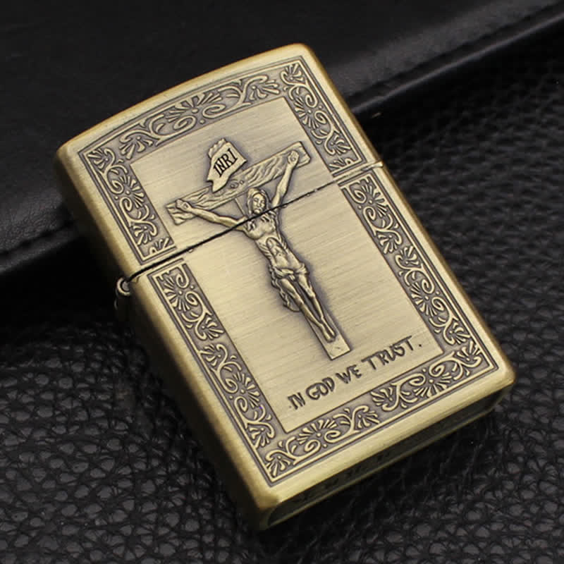 Briquet à huile rechargeable en bronze avec croix de Jésus en relief