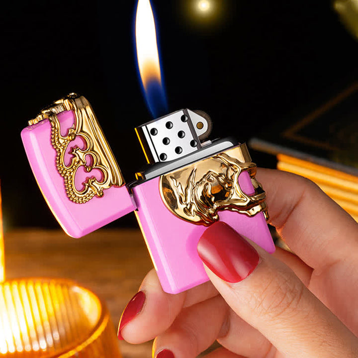 Briquet au butane rechargeable à trois côtés avec tête de mort et couronne en relief 3D