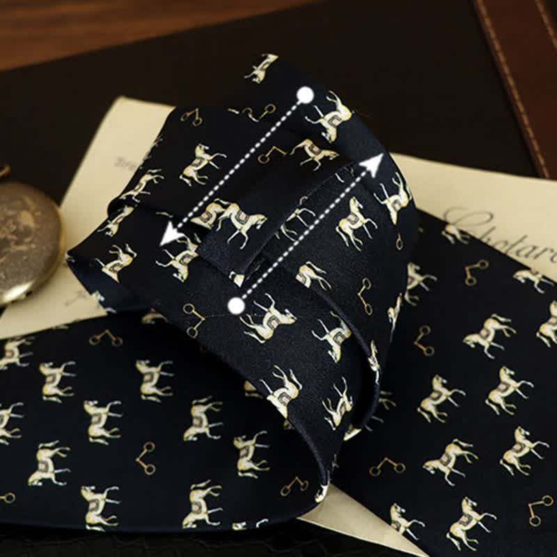 Cravate pour homme à motifs de chevaux sellés bleu nuit et doré