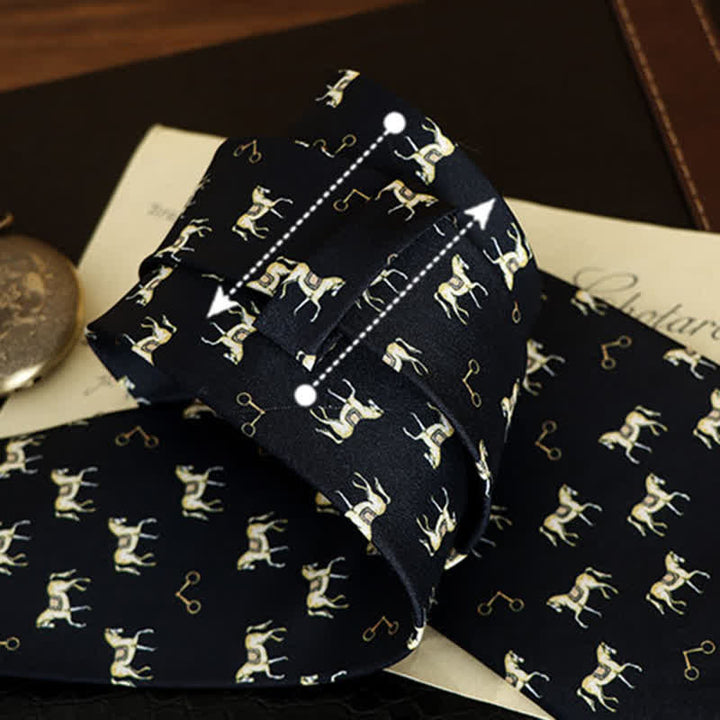 Cravate pour homme à motifs de chevaux sellés bleu nuit et doré