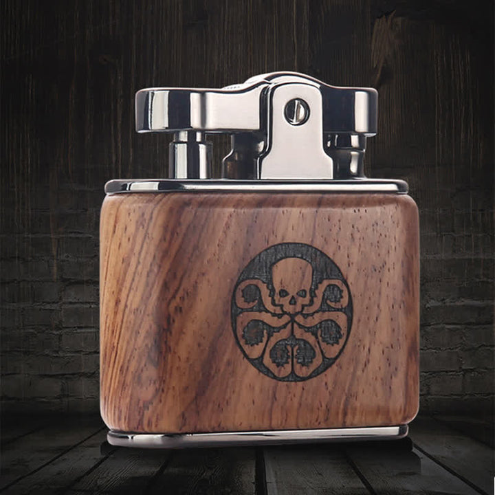 Briquet à pétrole rechargeable en forme de pieuvre sculptée en noyer