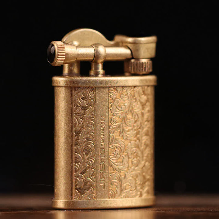 Briquet à huile rechargeable à motif floral gravé sur cuivre