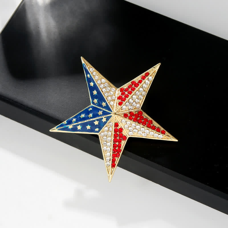 Broche patriotique avec drapeau américain et étoile rouge, blanche et bleue