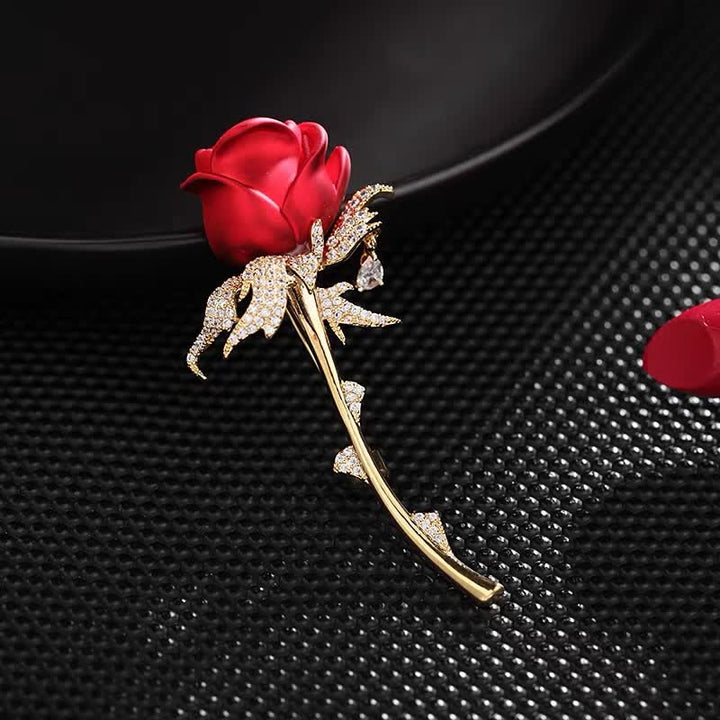 Charmante broche en strass brillant avec rose rouge pour femme
