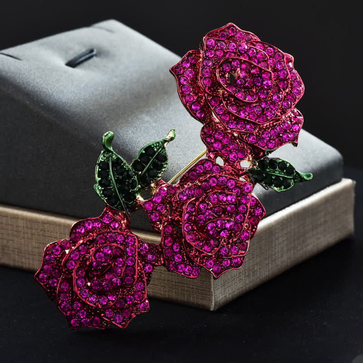Broche en strass scintillant pour femme avec roses Triple Beauty