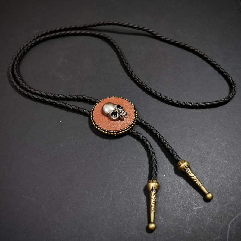 Pendentif de forme ronde motif crâne 3D Bolo Tie