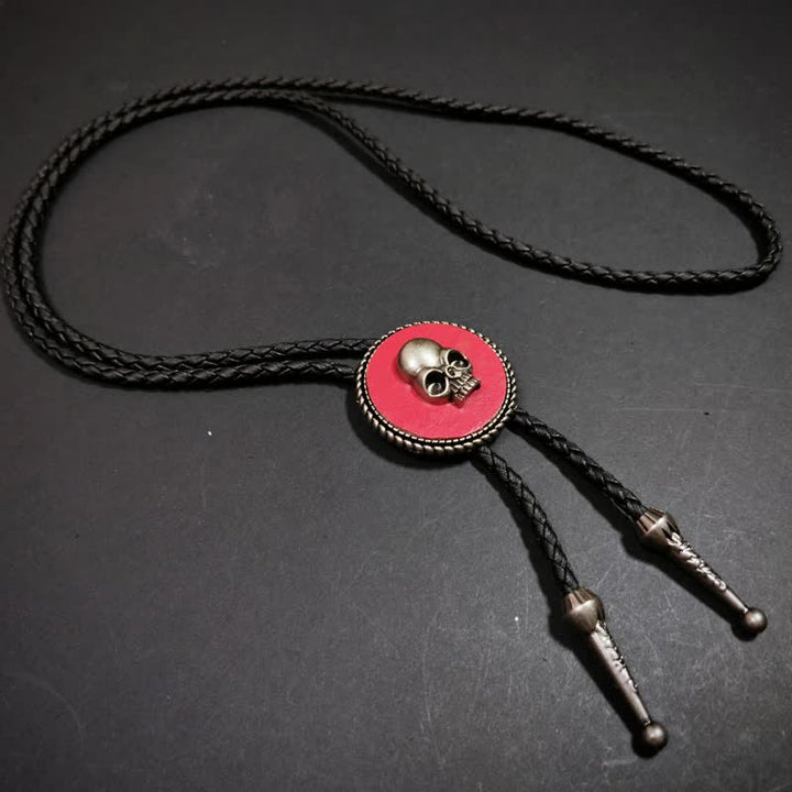 Pendentif de forme ronde motif crâne 3D Bolo Tie