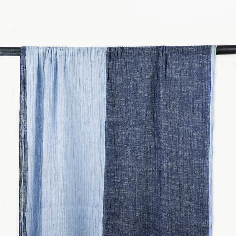 Écharpe fine et légère de style rétro à deux tons assortis - Bleu et bleu marine - image 4