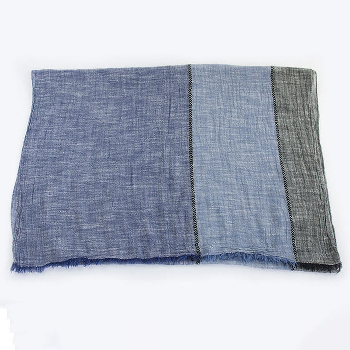 Écharpe fine d'été à plis assortis à trois tons - image 3