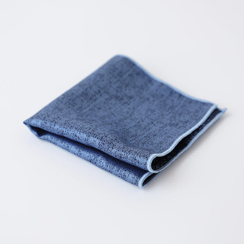 Pochette de costume à motif sombre subtil de couleur unie pour homme