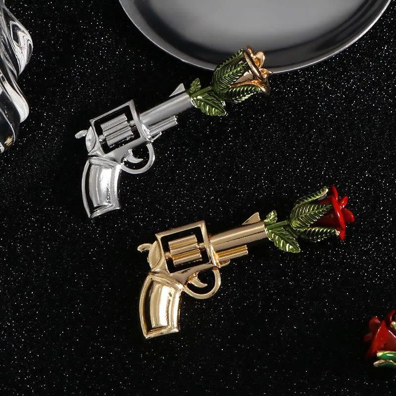 Broche rose pistolet vintage Accessoires de chemise