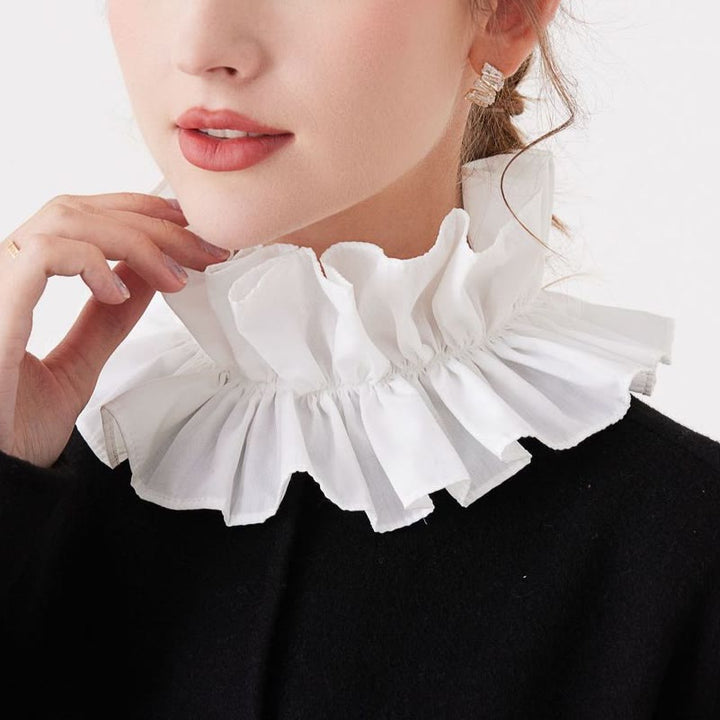 Chemise à col plissé et faux col amovible