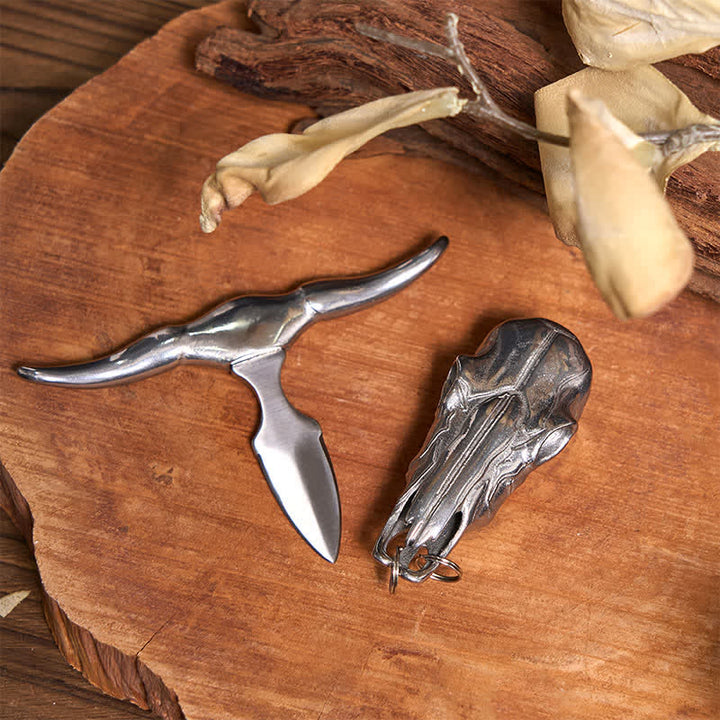 Ensemble de pendentifs en forme de taureau à longues cornes, avec boucle de ceinture et couteau caché, en or et en argent - image 2