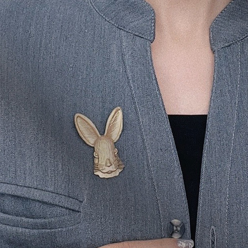 Broche en métal vintage en forme de tête de lapin