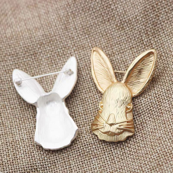 Broche en métal vintage en forme de tête de lapin