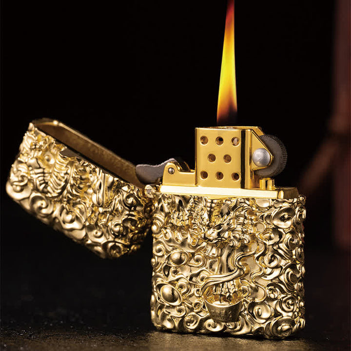 Briquet à pétrole rechargeable avec sculpture d'animaux sauvages mythiques