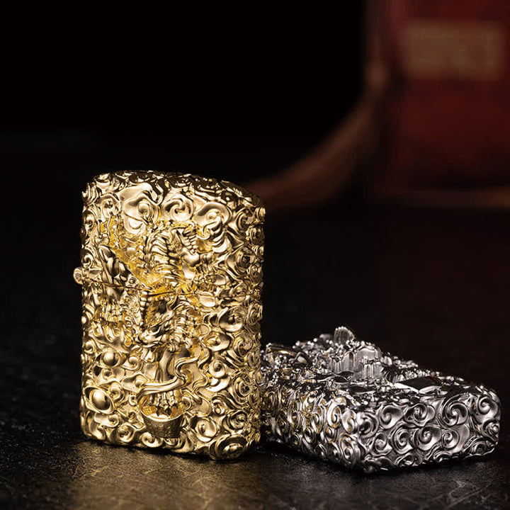 Briquet à pétrole rechargeable avec sculpture d'animaux sauvages mythiques