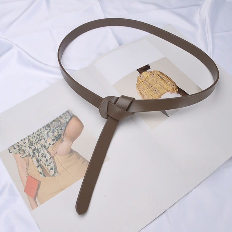 Ceinture classique en cuir avec nœud de couleur unie