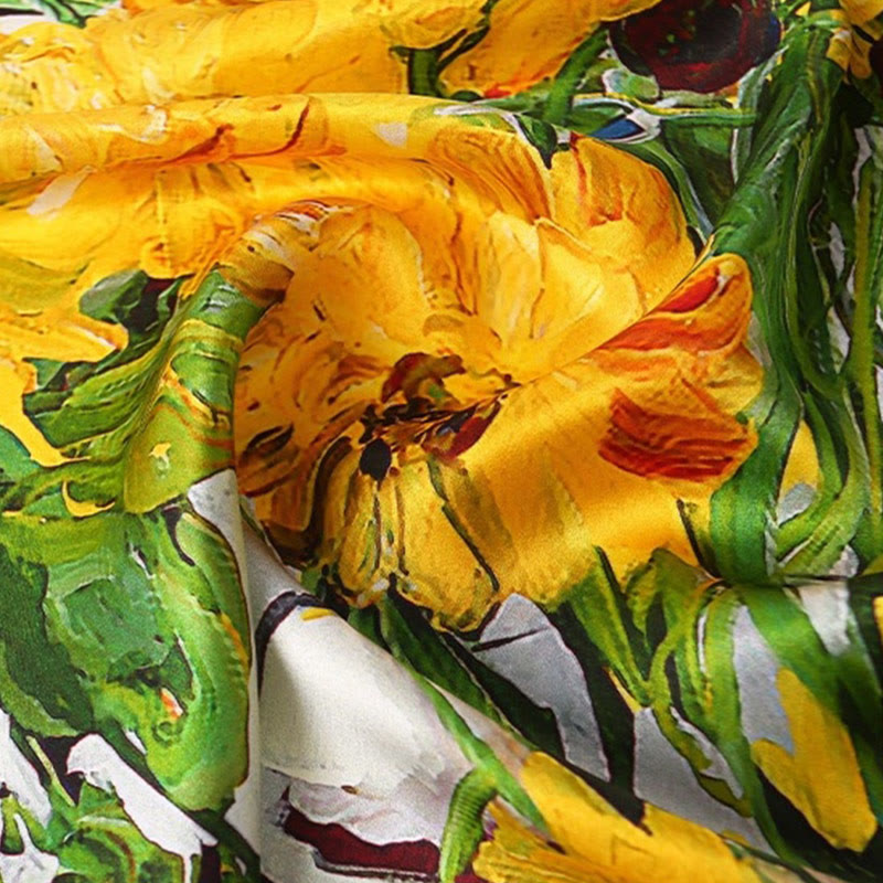 Écharpe fine en soie aux couleurs chaudes pour femmes au soleil du printemps