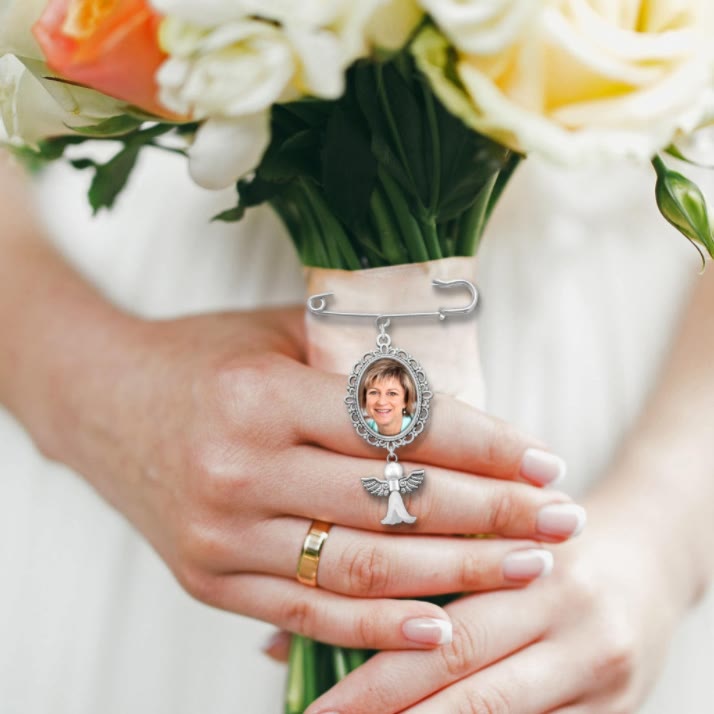 Personnalisez votre broche photo avec pendentif ange