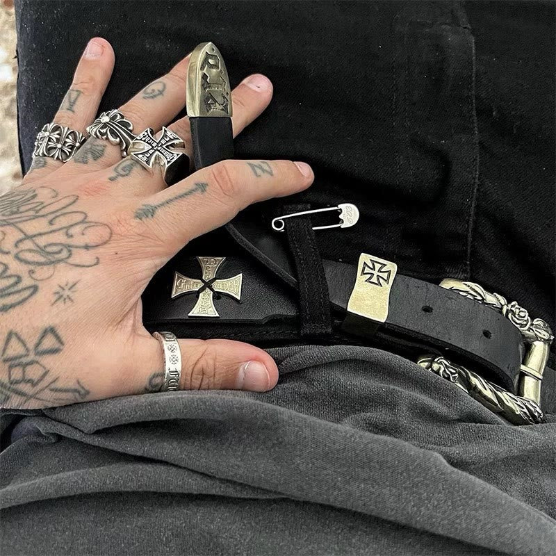 Ceinture en cuir à rivets punk avec motif croix de Pâques