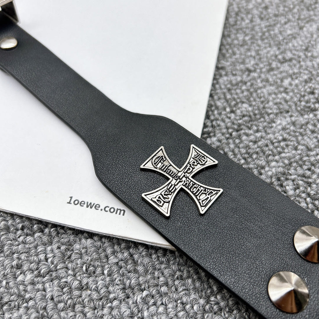 Ceinture en cuir à rivets punk avec motif croix de Pâques