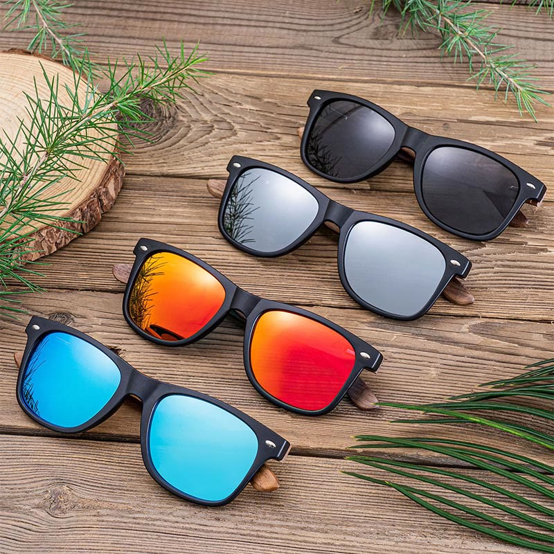 Étui en bois avec nom personnalisé pour lunettes de soleil miroir