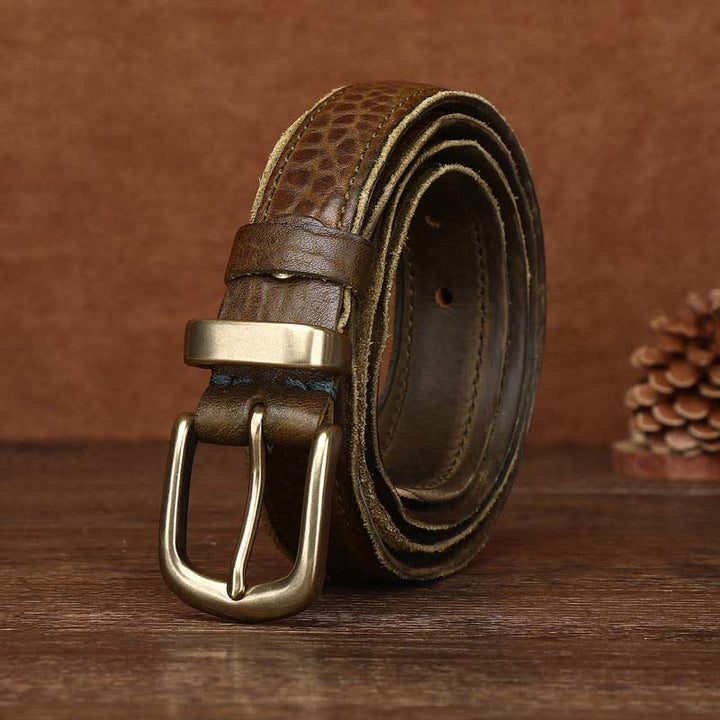 Cuir BVelt vintage détaillé à texture rugueuse et ondulations d'eau