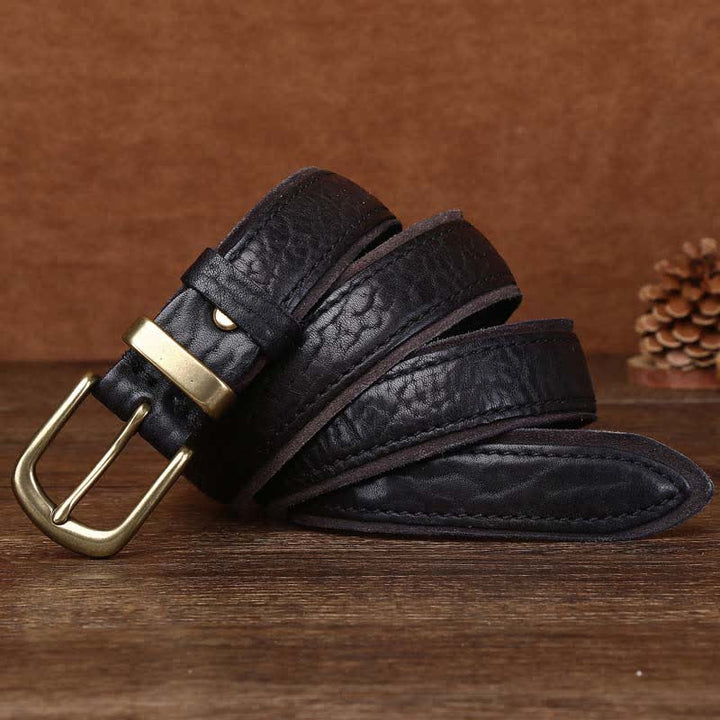 Cuir BVelt vintage détaillé à texture rugueuse et ondulations d'eau