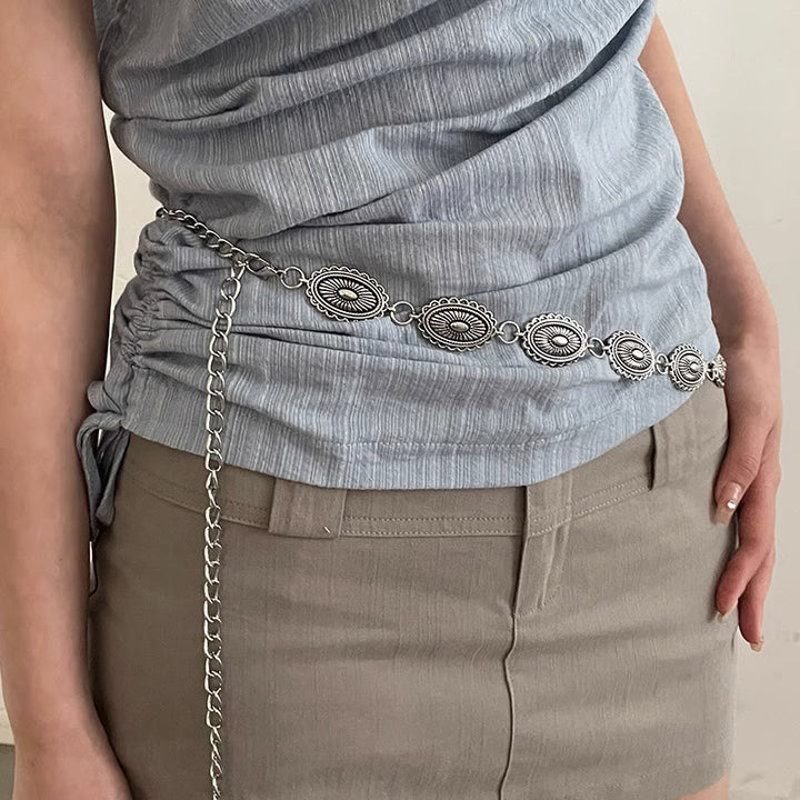 Ceinture ethnique vintage sculptée avec fermoir en métal