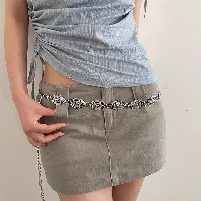 Ceinture ethnique vintage sculptée avec fermoir en métal
