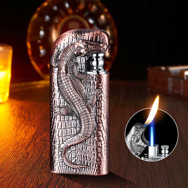 Briquet butane rechargeable à double flamme en relief motif crocodile sauvage