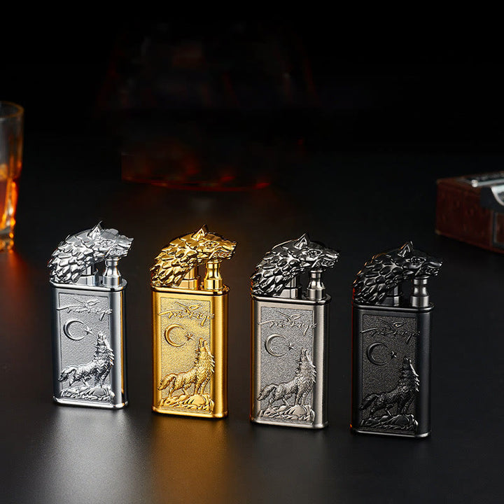 Briquet au butane rechargeable à double flamme en relief Roaring Wolf