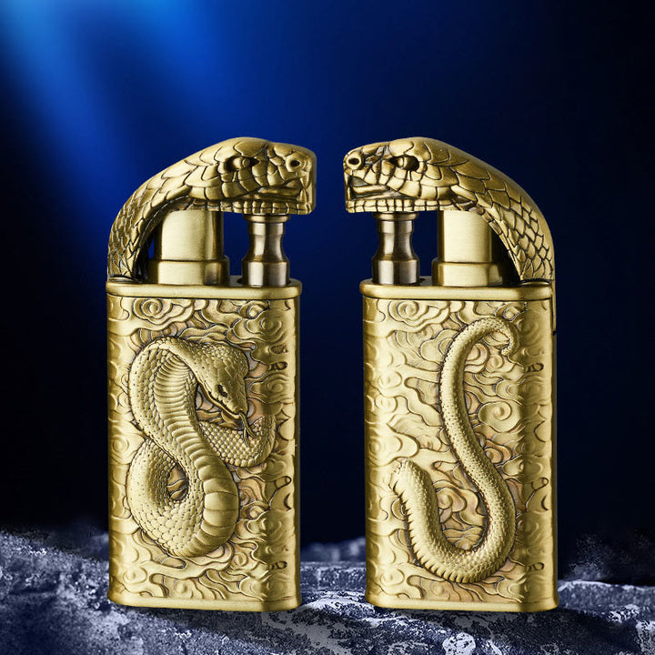 Briquet butane rechargeable à double flamme en relief motif crocodile sauvage