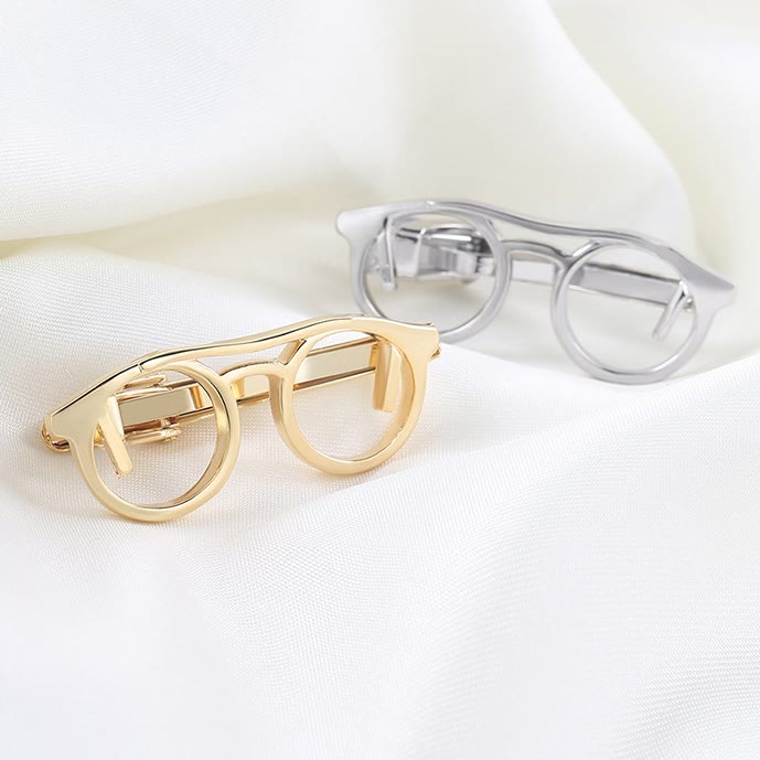 Pince à cravate pour lunettes dorées et argentées, idéale pour un costume quotidien