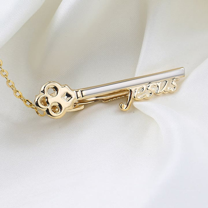 Pince à cravate en forme de clé de Jésus en or pour costume de mariage