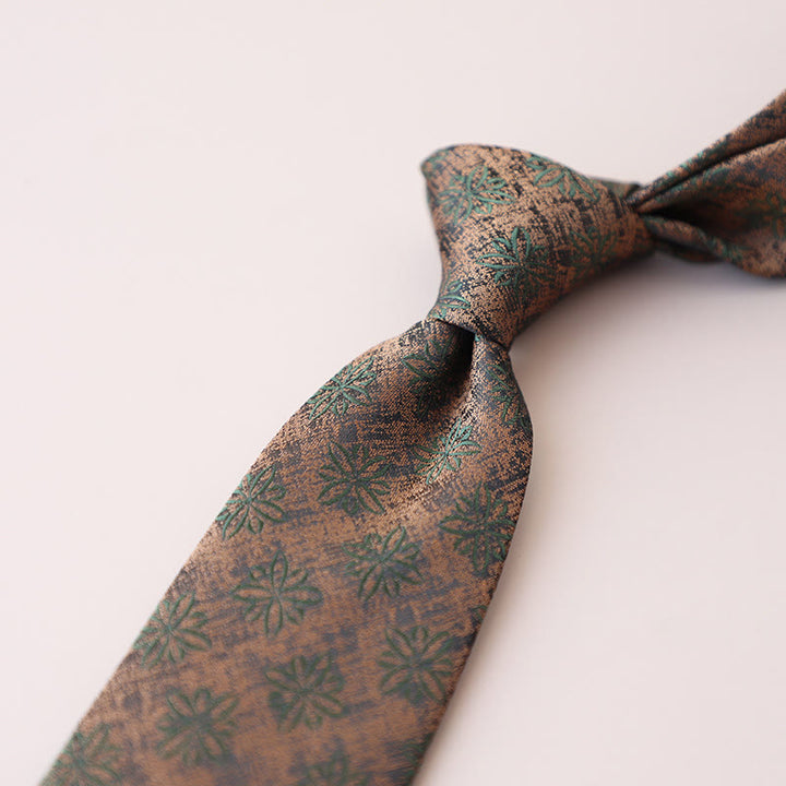 Cravate pour homme à motif de fleurs violettes et vertes