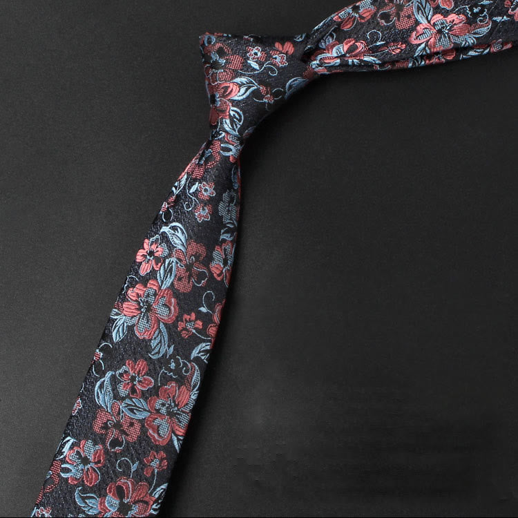 Cravate pour homme à motif de fleurs tendres