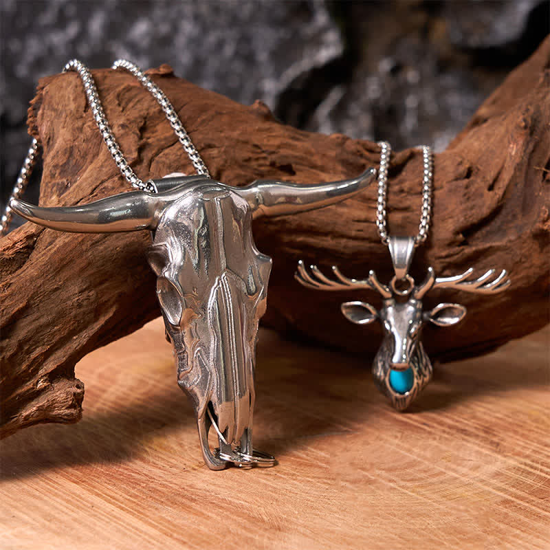 Ensemble de colliers et pendentifs en forme de tête d'élan turquoise avec taureau à longues cornes
