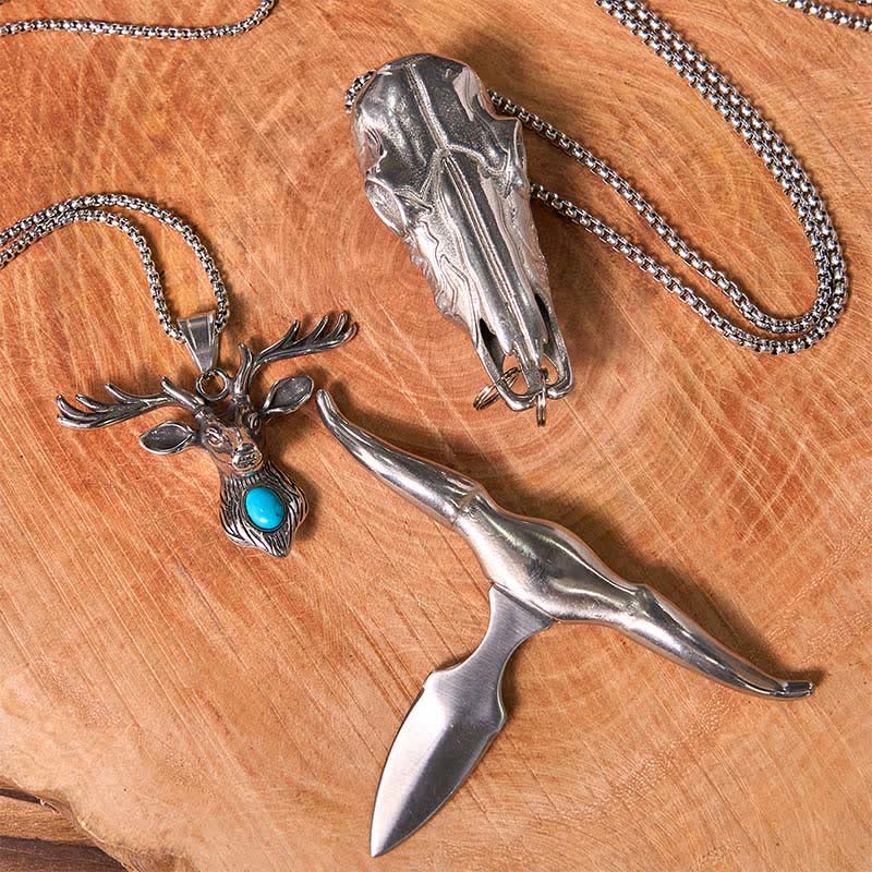 Ensemble de colliers et pendentifs en forme de tête d'élan turquoise avec taureau à longues cornes