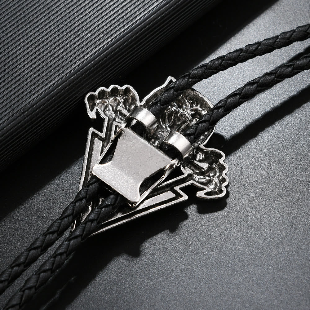 Cravate bolo vintage western avec crâne de tigre et dents pointues